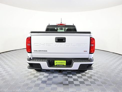 Used 2022 Chevrolet Colorado LT w/ LT Convenience Package AWD/4WD image 5