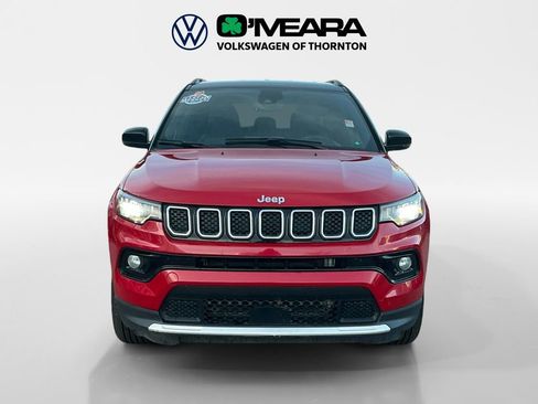 Used 2024 Jeep Compass Limited image 8