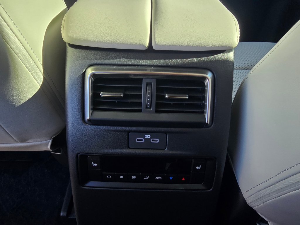 New 2026 MAZDA CX-90 Plug-In Hybrid w/ Premium Plus AWD/4WD image 27