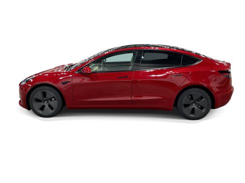Certified 2023 Tesla Model 3 Standard Range RWD image 3