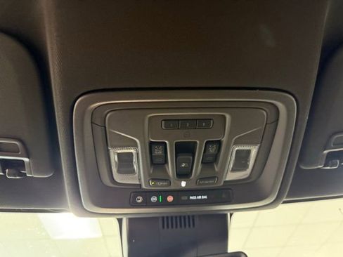 New 2026 GMC Sierra 1500 SLT w/ SLT Premium Plus Package image 19