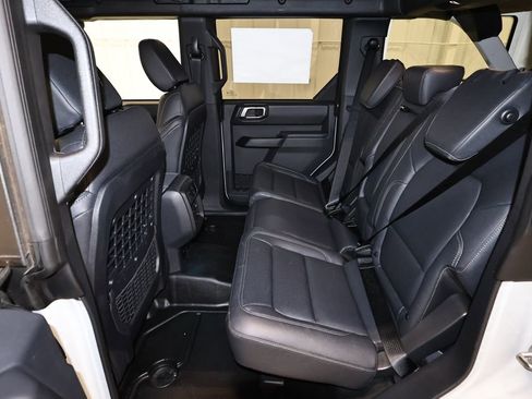 New 2026 Ford Bronco Badlands image 12
