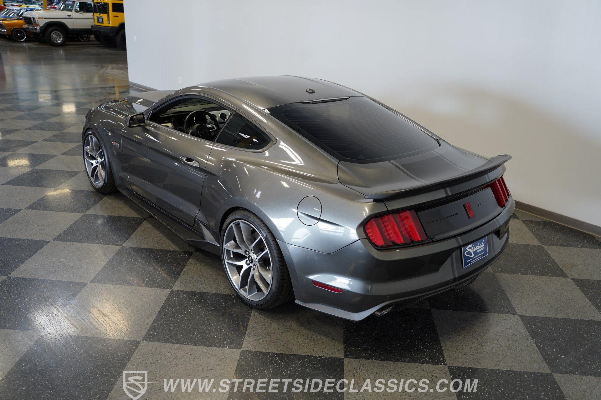 Used 2016 Ford Mustang GT Premium RWD image 28