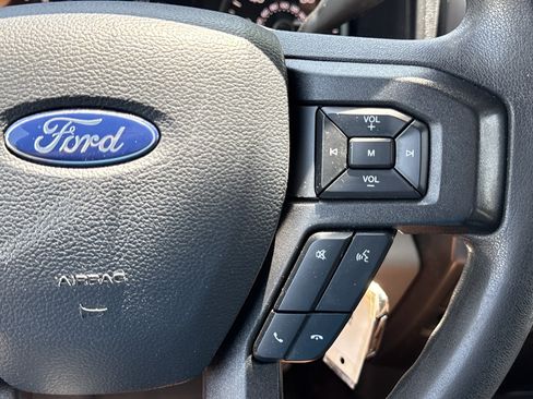 Used 2020 Ford F150 XLT w/ Trailer Tow Package RWD image 15