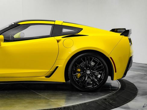 Used 2018 Chevrolet Corvette Z06 image 14