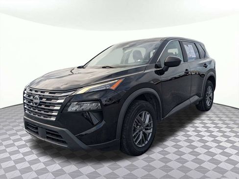Used 2024 Nissan Rogue S AWD/4WD image 7