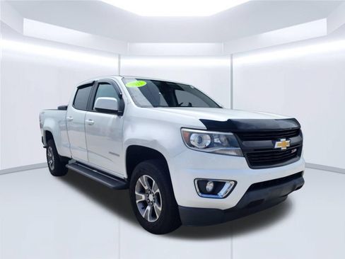 Used 2015 Chevrolet Colorado Z71 RWD image 3