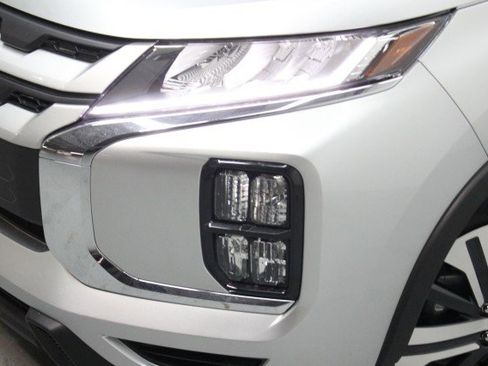 New 2026 Mitsubishi Outlander Sport ES image 2