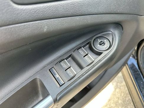 Used 2019 Ford Escape SE FWD image 26