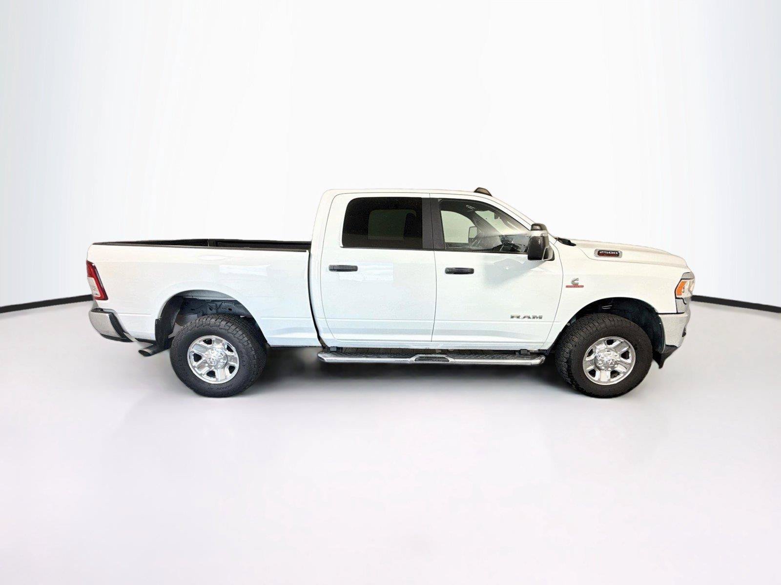 Used 2024 RAM 2500 Big Horn w/ Off Road Package AWD/4WD image 6
