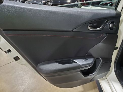 Used 2018 Honda Civic Type R image 25