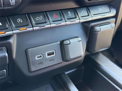 Used 2021 GMC Sierra 1500 SLT w/ SLT Premium Plus Package image 23