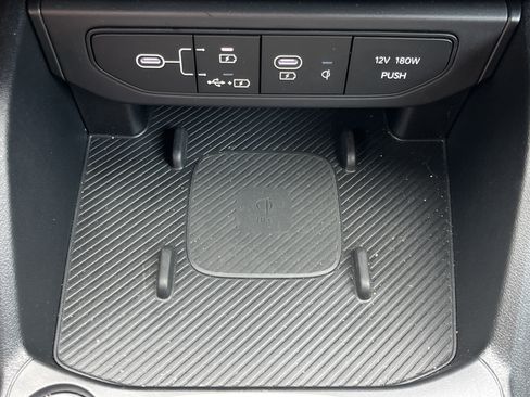 Certified 2025 Kia K4 GT-Line Turbo FWD image 9