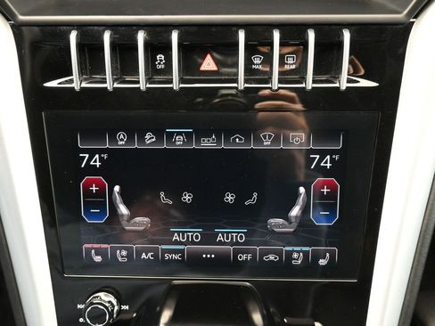 Used 2019 Lamborghini Urus image 17