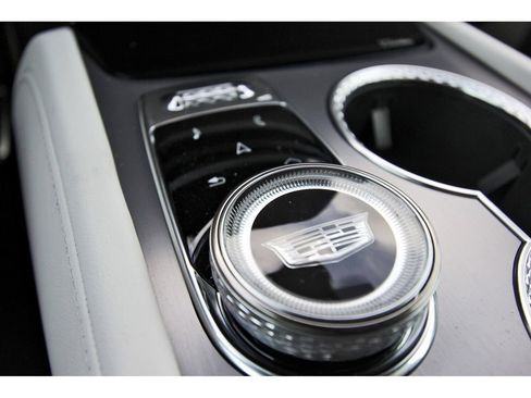 New 2026 Cadillac Vistiq Sport image 20