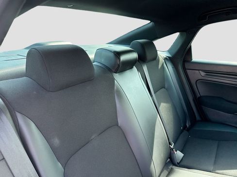 Used 2022 Honda Civic Sport image 19