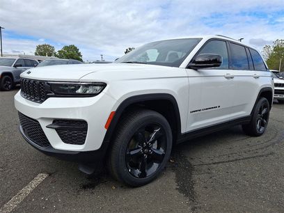 New 2025 Jeep Grand Cherokee Altitude