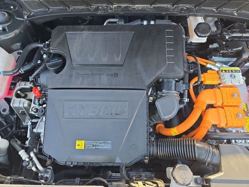 Certified 2023 Kia Niro EX image 13