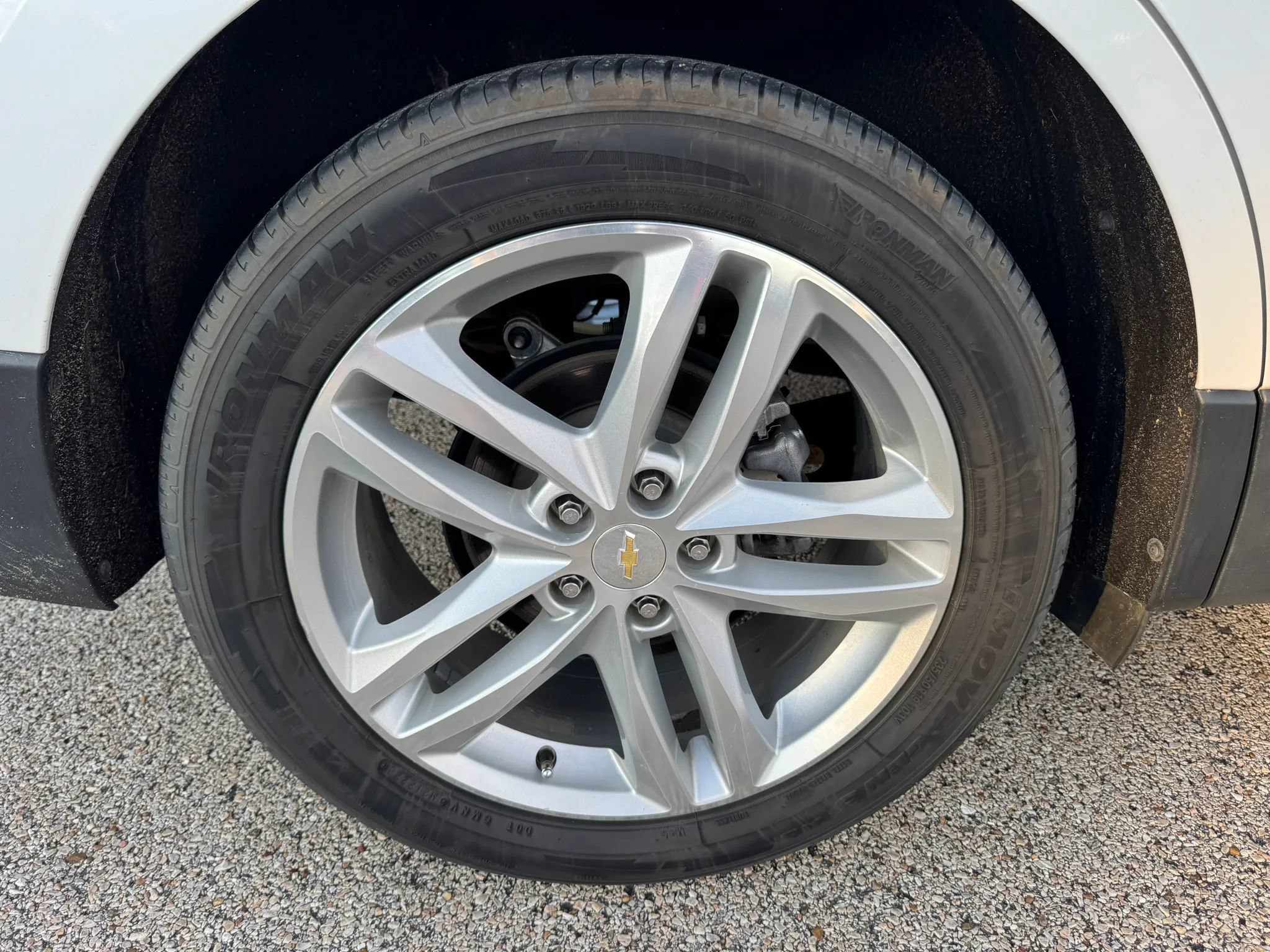 Used 2019 Chevrolet Equinox Premier FWD image 14