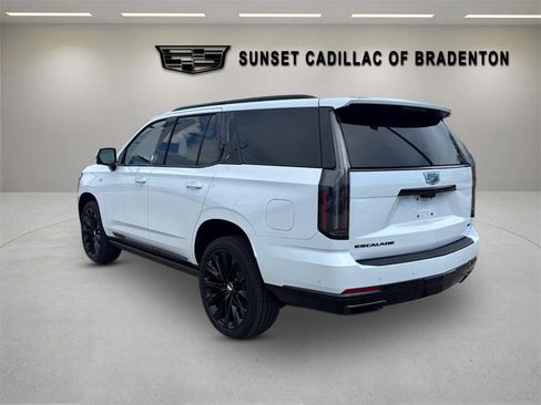 New 2026 Cadillac Escalade Platinum Sport AWD/4WD image 5