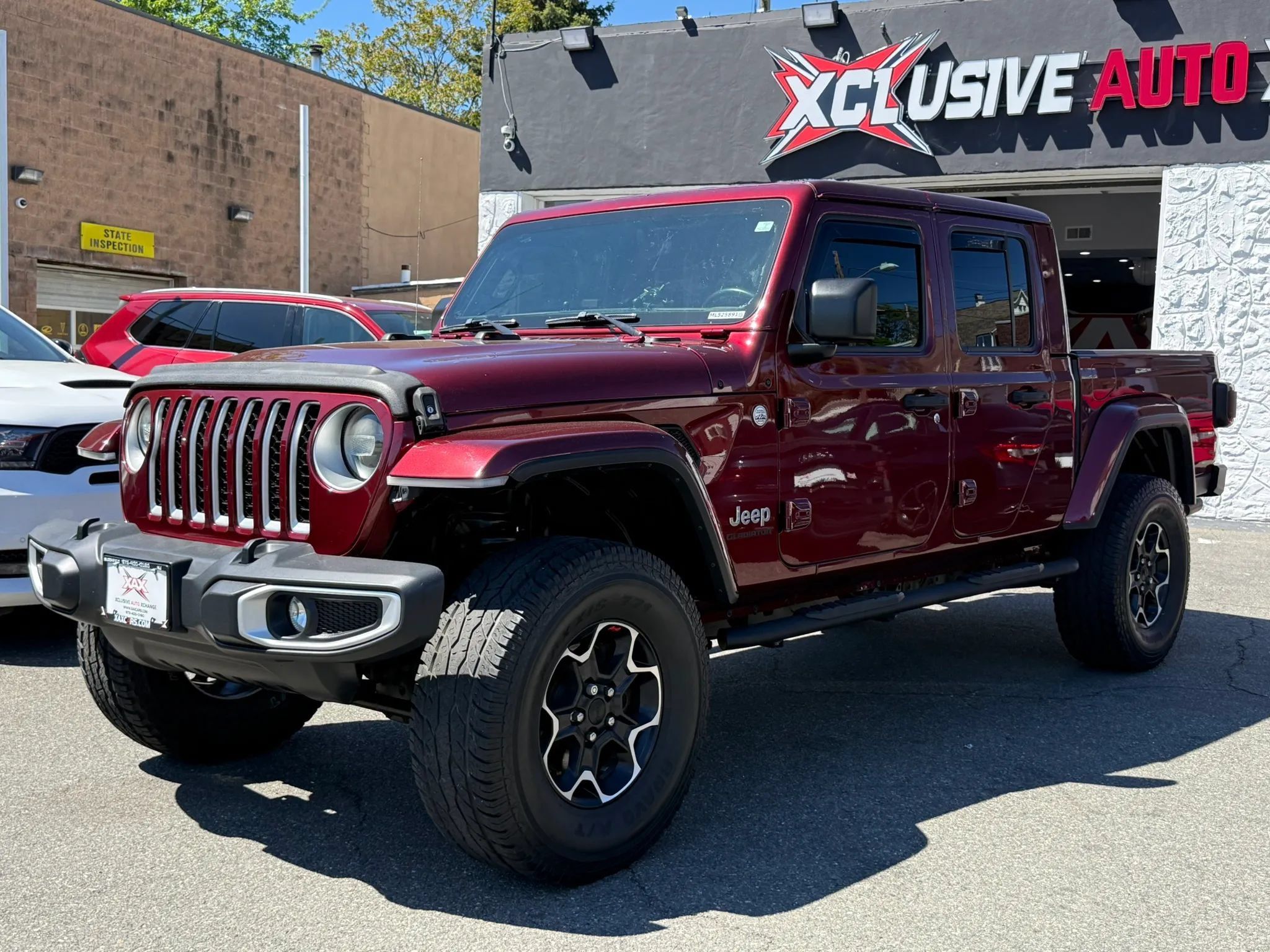 Used 2021 Jeep Gladiator Overland w/ Popular Equipment Package AWD/4WD image 3