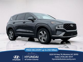 Certified 2023 Hyundai Santa Fe SE video 1