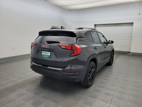 Used 2021 GMC Terrain SLE w/ Driver Convenience Package FWD image 9