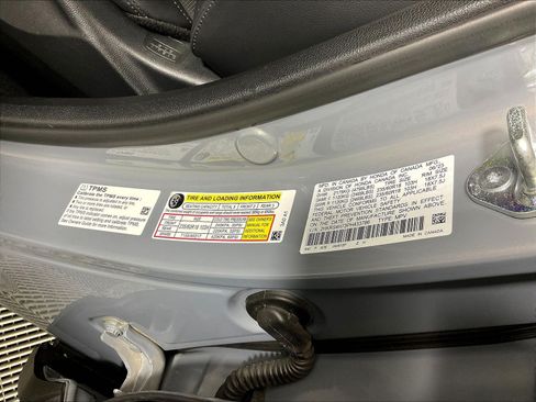 Used 2023 Honda CR-V EX-L image 19