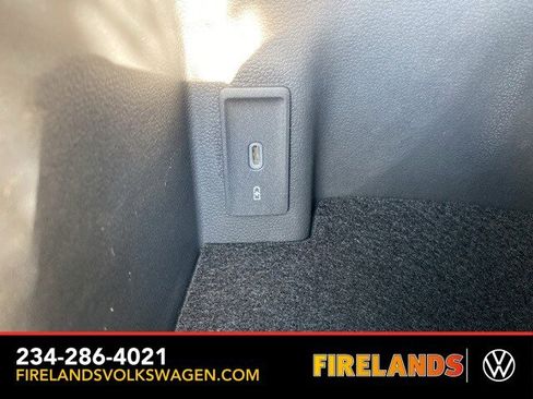 New 2026 Volkswagen Atlas Cross Sport SEL Premium R-Line image 47