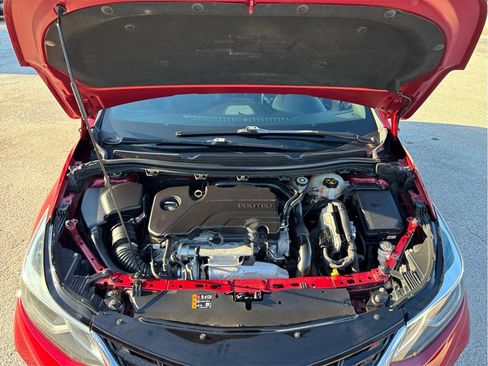 Used 2018 Chevrolet Cruze Premier w/ RS Package image 36