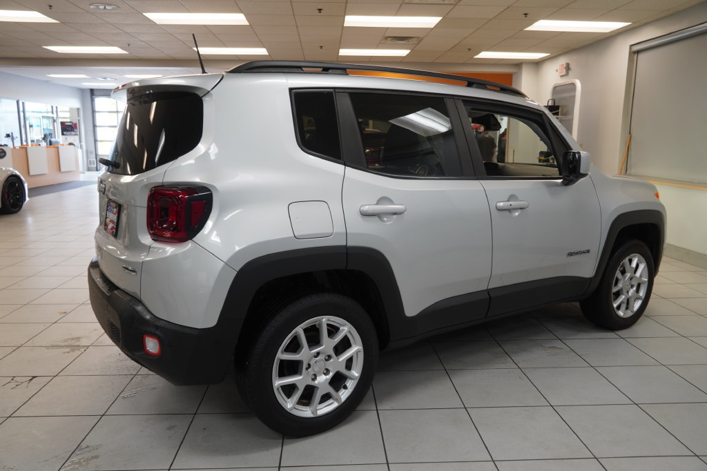 Used 2021 Jeep Renegade Latitude w/ Luxury Group I AWD/4WD image 10