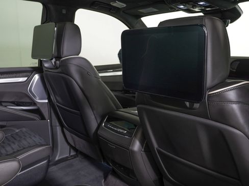 Used 2026 Cadillac Escalade V w/ LPO, ONYX Package AWD/4WD image 11