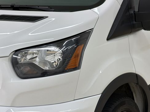 Used 2024 Ford Transit 350 XLT RWD image 11