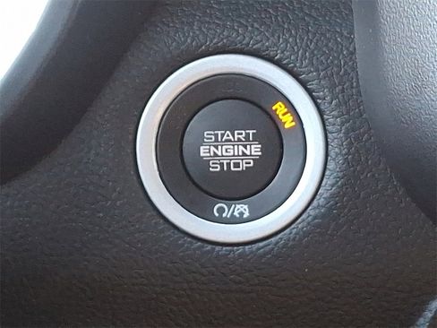 Used 2023 RAM 1500 Laramie image 22