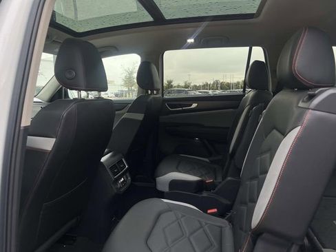 New 2026 Volkswagen Atlas Peak Edition image 20