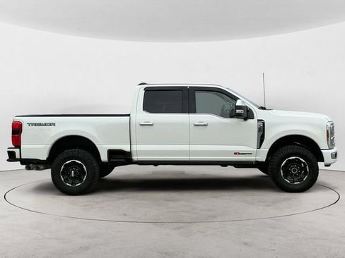 Used 2025 Ford F350 Platinum w/ Platinum Plus Package AWD/4WD image 4