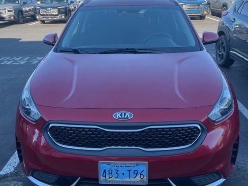 Used 2019 Kia Niro LX FWD image 3