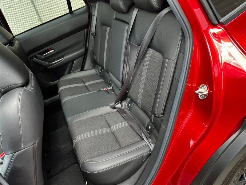 Used 2025 MAZDA CX-50 AWD 2.5 S w/ Premium Package image 21
