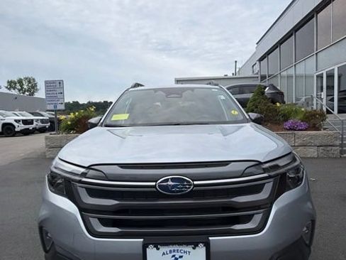 Certified 2025 Subaru Forester Limited AWD/4WD image 2
