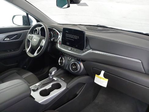 New 2026 Chevrolet Blazer LT w/ Convenience Package FWD image 29