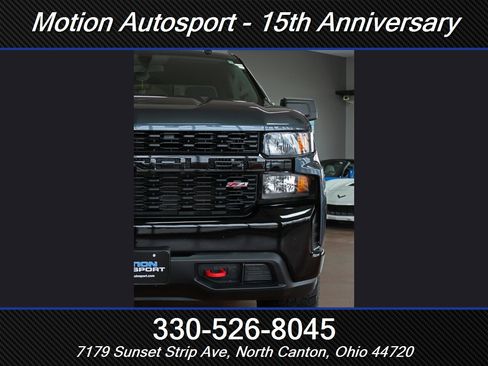 Used 2019 Chevrolet Silverado 1500 Custom Trail Boss w/ Custom Convenience Package AWD/4WD image 6