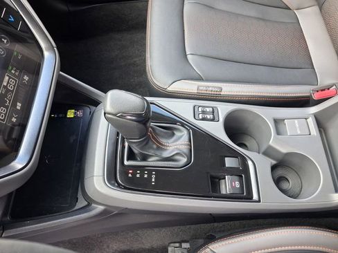 Used 2025 Subaru Crosstrek 2.5i Limited w/ Popular Package #4A image 24