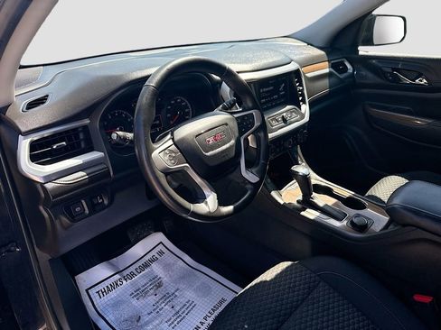 Used 2019 GMC Acadia SLE w/ LPO, Black Accent Package FWD image 10