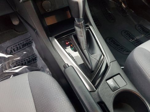 Used 2019 Toyota Corolla L image 20