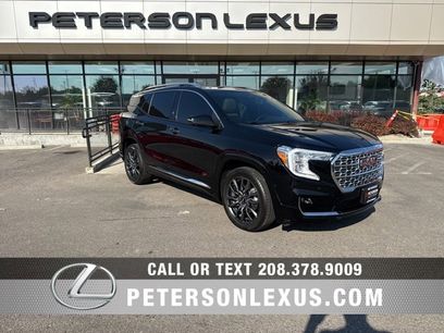 Used 2023 GMC Terrain Denali w/ Black Diamond Edition