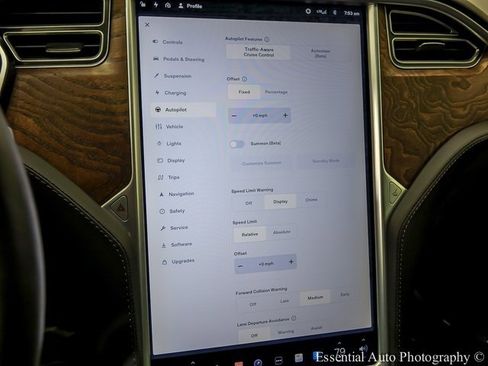 Used 2017 Tesla Model S 75D image 17