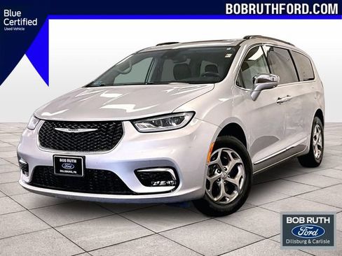 Used 2022 Chrysler Pacifica Limited AWD/4WD image 1