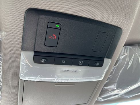New 2026 Nissan Rogue SV FWD image 39
