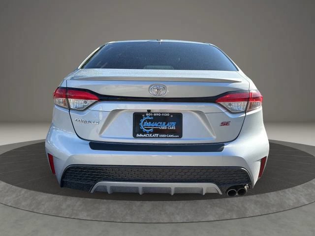 Used 2022 Toyota Corolla SE FWD image 4