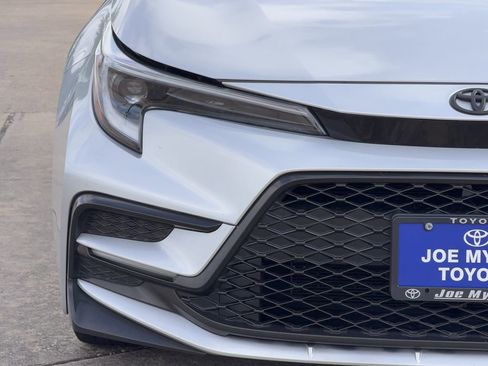 Used 2025 Toyota Corolla SE FWD image 5